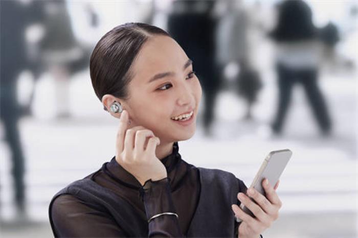 六十載聲學(xué)匠心，Technics “黑膠豆” EAH-AZ100 耳機(jī)奏響極致樂(lè)章