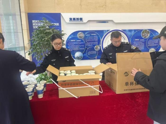 “益”路守護(hù)，“警”彩綻放！益禾堂爭(zhēng)做中國(guó)警民的暖心后盾