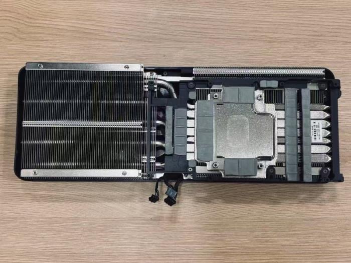 耕風(fēng)御影，刮起更強(qiáng)的風(fēng)暴！耕升 GeForce RTX 5080 追風(fēng)性能解禁！