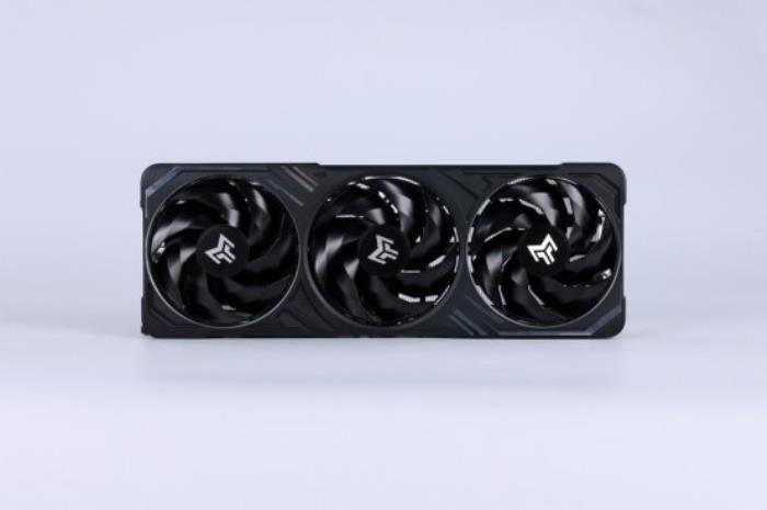 支持DLSS4，影馳 RTX 5080 金屬大師OC評(píng)測