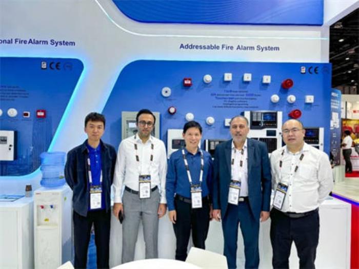 高新投三江閃耀2025迪拜展，引領(lǐng)全球消防安全新潮流