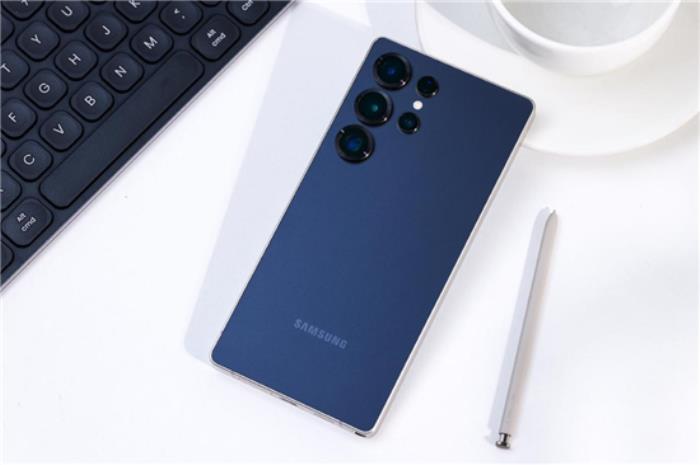 三星Galaxy S25 Ultra：配置全面升級，安卓機皇的新標桿