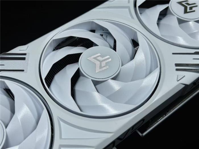 影馳 GeForce RTX 5070 Ti 金屬大師 OC評(píng)測(cè)：DLSS 4超強(qiáng)發(fā)揮