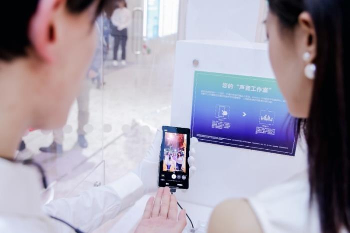 三星多款熱門產(chǎn)品亮相AWE 2025 用AI技術打造未來智能生活