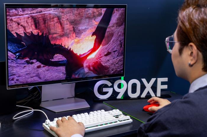 三星玄龍騎士3D電競顯示器G90XF斬獲2025AWE艾普蘭創(chuàng)新獎