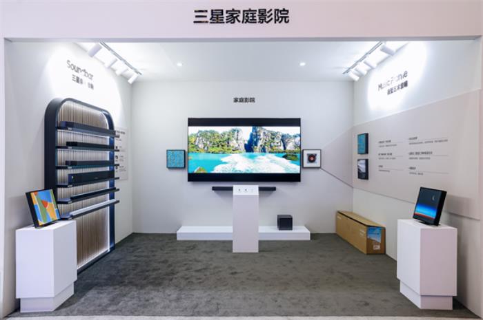 三星大屏電視驚艷亮相AWE 2025,家庭影音體驗實現(xiàn)多維升級