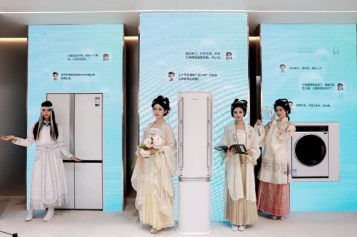2025 AWE海信璀璨精彩綻放，四款產(chǎn)品榮膺艾普蘭獎(jiǎng)詮釋東方美學(xué)新高度