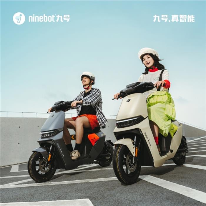 九號引領(lǐng)智能出行新風(fēng)潮。六項權(quán)威認證見證，以智能化技術(shù)塑造市場格局