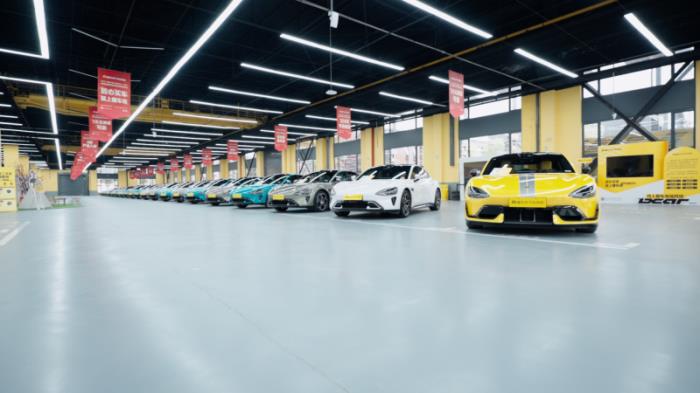 新車一車難求，懂車帝3月30日直播上架50臺(tái)小米SU7準(zhǔn)新車