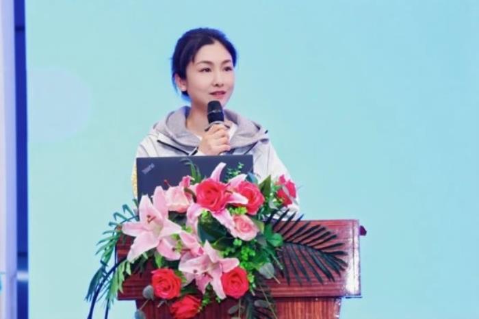 以“筆”為徑 用AI守護(hù)，阿爾法蛋愛心捐贈(zèng)惠及北京懷柔三小師生