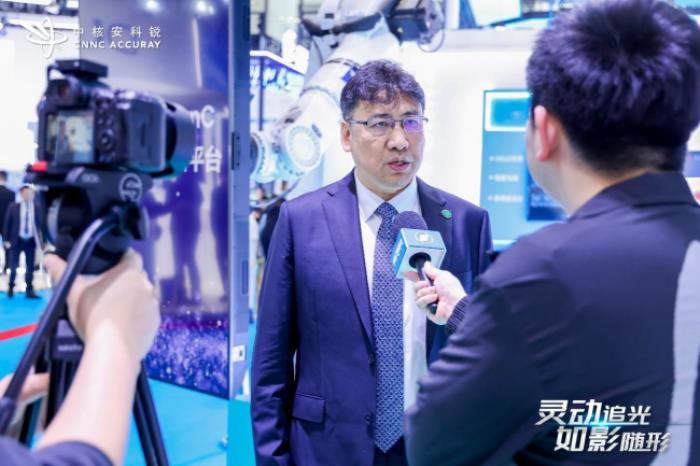 無(wú)懼運(yùn)動(dòng)腫瘤！中核安科銳螺旋斷層放療新品亮相“2025 CMEF”
