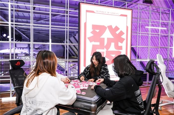 湘聚金字塔！華碩主板引爆ROG DAY 2025信仰狂歡