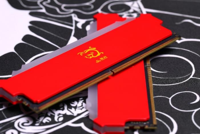 擁有一套國韻加持的內(nèi)存是什么體驗，紫光國芯云彣「煌」系列內(nèi)存評測