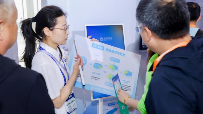 第85屆中國教育裝備展舉行 海亮科技“教育+AI”全矩陣亮相