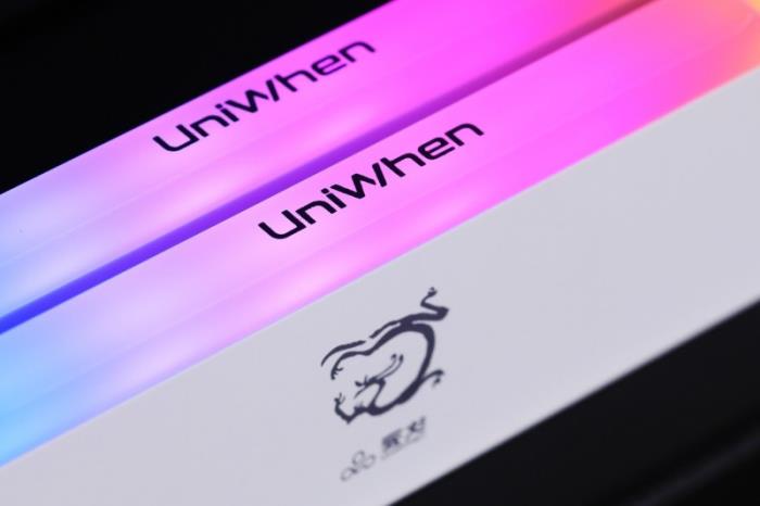 硬控發(fā)熱，一鍵躍至6400MT/s，「煌」系列DDR5內(nèi)存超頻體驗