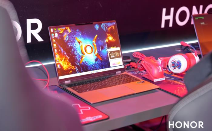 榮耀HUNTER游戲本亮相DreamHack嘉年華 靜音高性能引游戲用戶爭相體驗