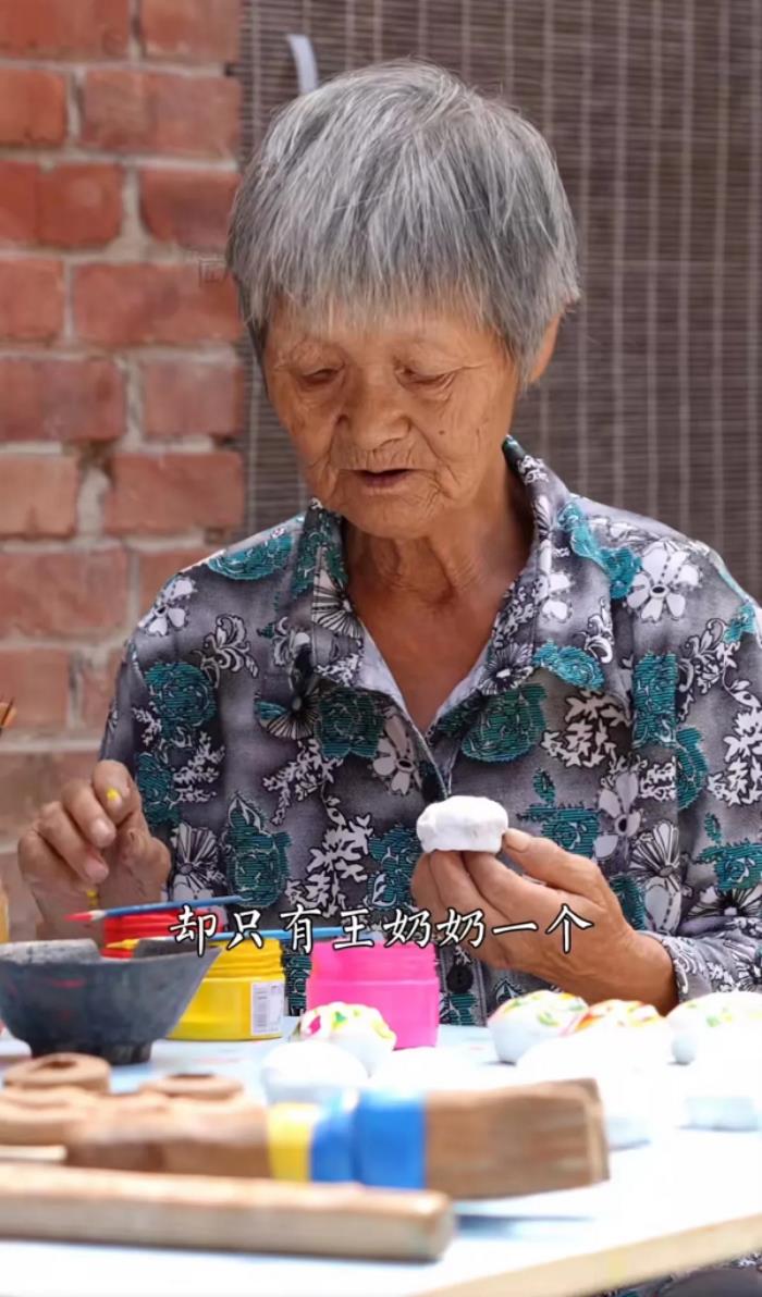 愛(ài)尋寶的年輕人，在抖音電商“趕大集”
