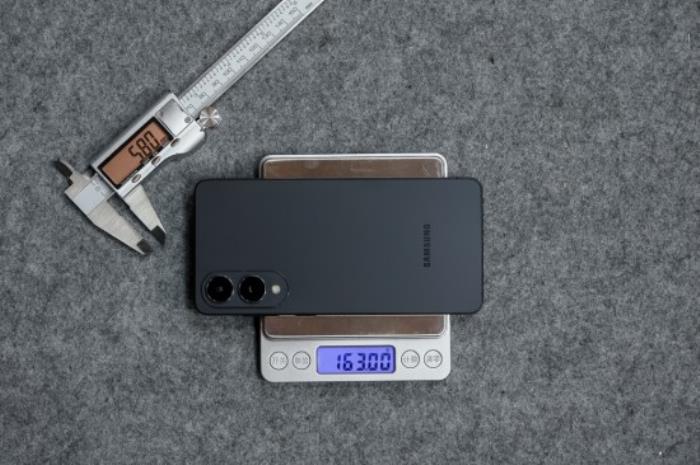 從輕薄出發(fā) 三星Galaxy S25 Edge改寫智能手機進化歷程