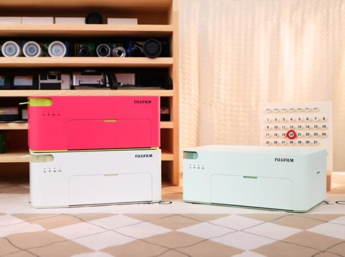 富士膠片全新推出小俏印2Pro照片打印機