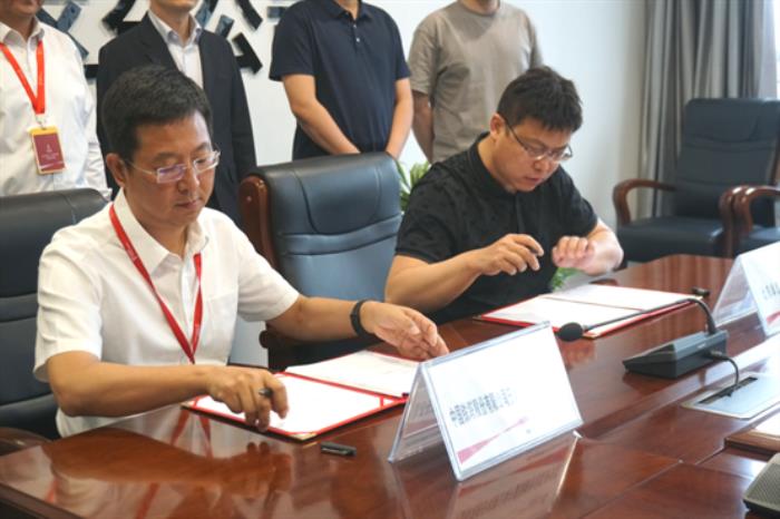 正式簽約！卓翼智能與寧夏鐵塔達(dá)成戰(zhàn)略合作，共筑低空經(jīng)濟(jì)新生態(tài)