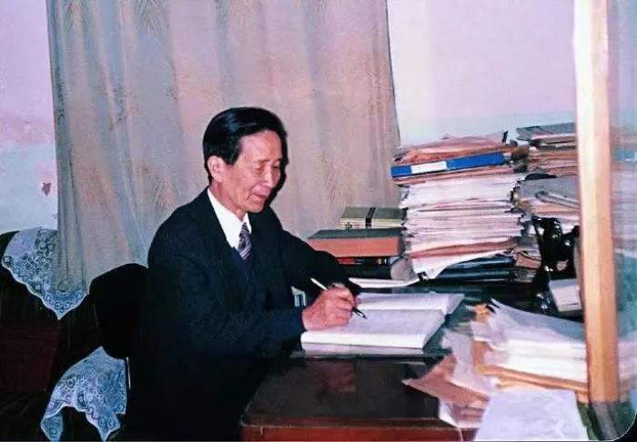 雁門薩氏薩師煊：中國數(shù)據(jù)庫學(xué)科的拓荒人與奠基者