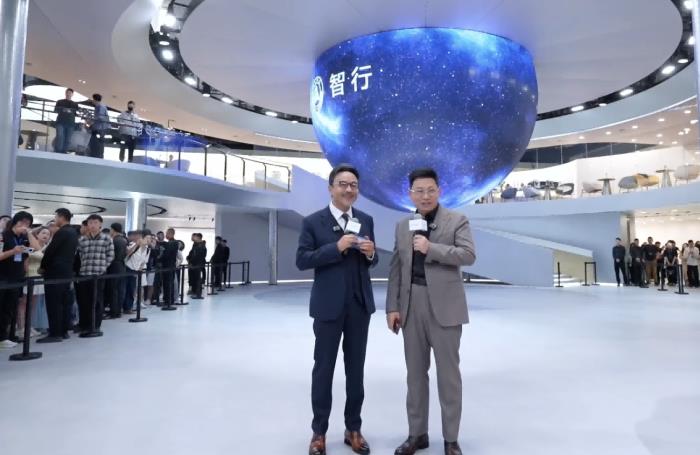 年輕人20萬級智能SUV首選，問界新M5 Ultra閃耀粵港澳車展