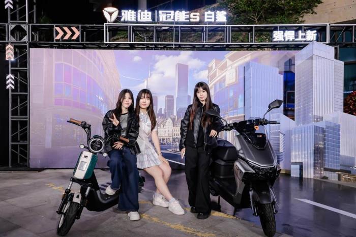 2000萬用戶的選擇！雅迪冠能以“三年真質(zhì)保+全場景續(xù)航”贏得信賴