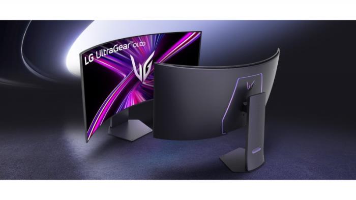 LG UltraGear? OLED 32GS95UV 與45GX950A——助力玩家披荊斬棘，成就榮耀高光