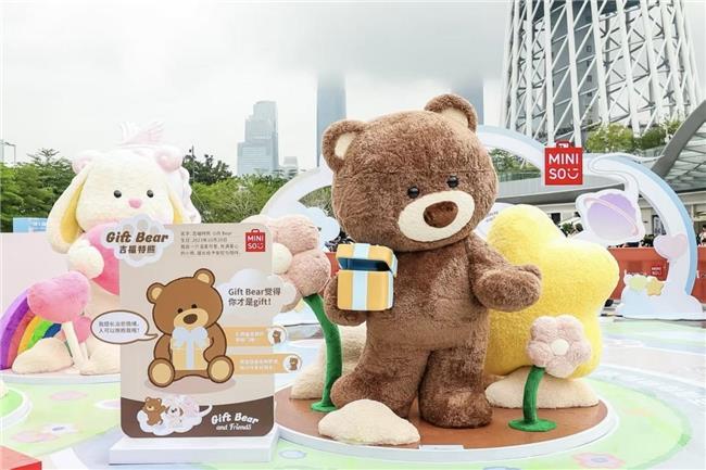 名創(chuàng)優(yōu)品海外營收增30%，葉國富：北美門店破300家