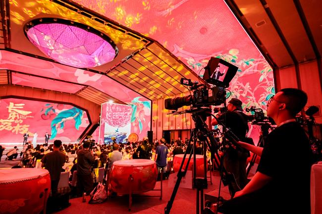 CCTV6電影頻道融媒體中心攜手佳能，開啟電影機訊道化直播新范式