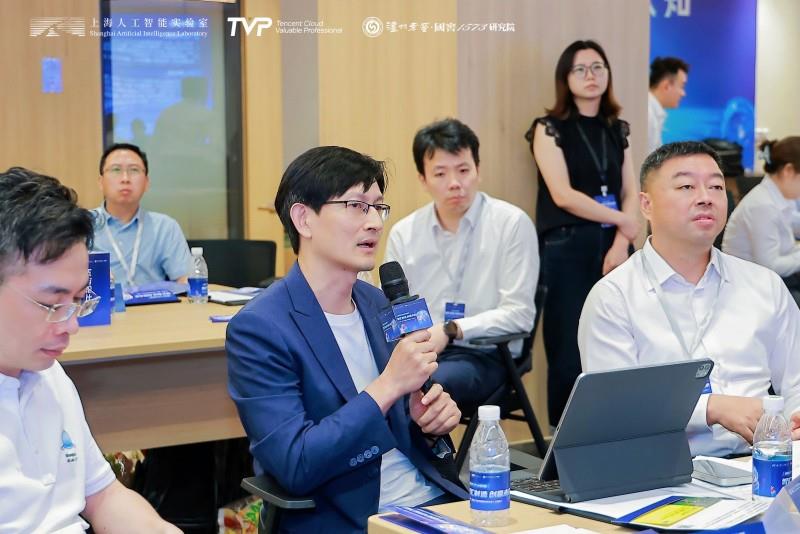 從具身智能到行業(yè)應(yīng)用，騰訊云攜業(yè)界專家共話AI新趨勢(shì)