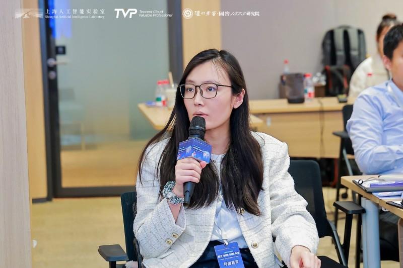 從具身智能到行業(yè)應(yīng)用，騰訊云攜業(yè)界專家共話AI新趨勢(shì)