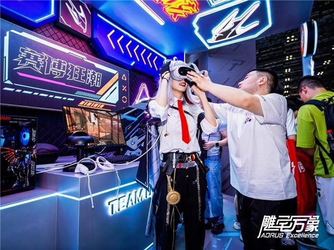 BW2025技嘉AORUS戰(zhàn)力全開，次元突破！硬核電競引爆文化狂潮