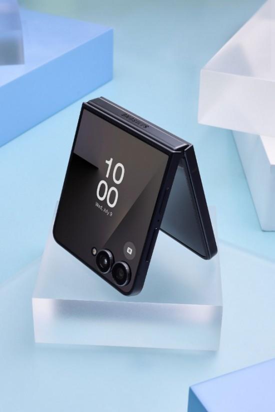由內(nèi)而外 全面進(jìn)化 三星Galaxy Z Flip7刷新小折疊產(chǎn)品體驗上限